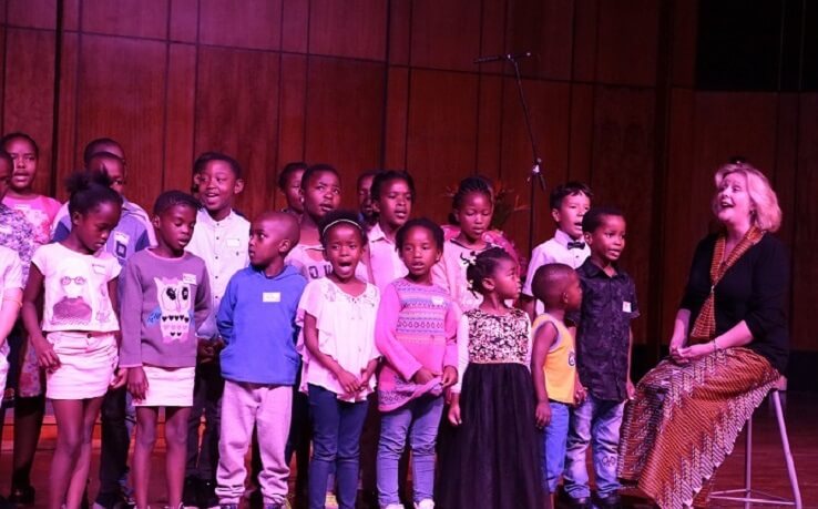 Johannesburg - The celebration was on October 22 nd at the Wits Linder Auditorium, with about 750 guests in
	attendance, including Baha’is and their friends. The MEC for Social Development, Ms Khosa also
	attended. Guest were welcomed by a marimba band. The actual programme included songs by 40
	children, and the Johannesburg Baha’i choir. Prayers were also shared and the film, “Light to the World”
	was viewed. Guests were also treated to a gumboot dance by participants of a junior youth group.