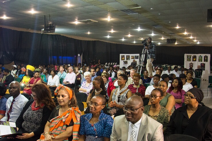 Polokwane - The main bicentenary celebration in Polokwane took place on Saturday 21 st October at 4pm
at Cosmo Leisure Lodge Hall. The main hall was filled with approximately 300 adults and youth and the
tens of children. The programme included friends from all over the province who performed traditional
dance, Jembe drums, and drum majorettes. There was also a beautiful choir presentation and prayers in
five languages. The film, “Light to the World” was also viewed. Bahá’í friends and their families from the
surrounding clusters of Thulamela, Mokopane,Bela Bela, Matox and Tzaneen attended the celebration.
Two members of the press representing the local newspaper were also present. The whole atmosphere
of the celebration reverberated with a sense of the beautiful vision of joy and unity.